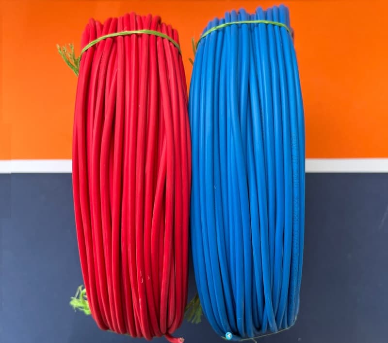 سیم برق جفت با چینش منظم و کاربرد همزمان